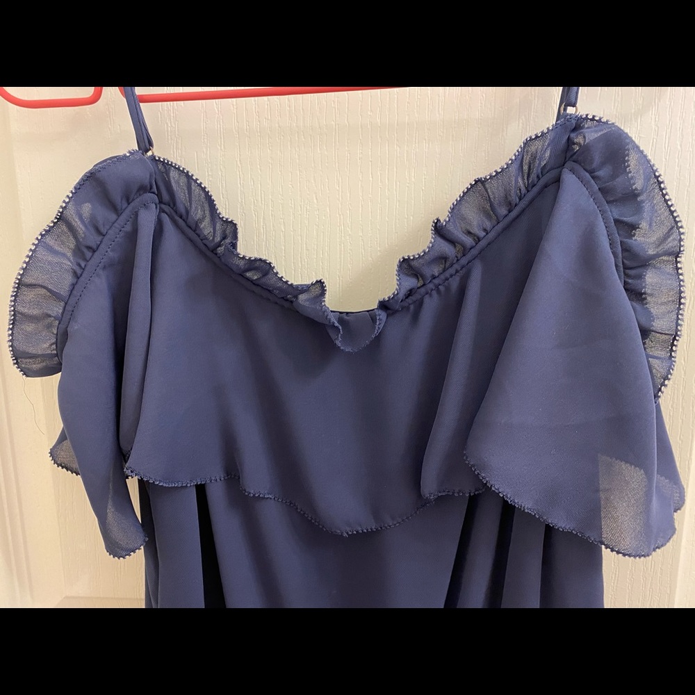 Parker – Cold Shoulder Ruffle Dress - Picture 4 of 8